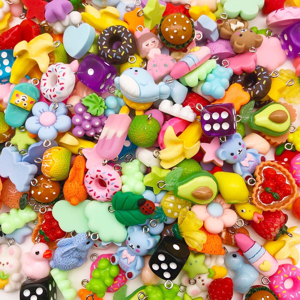 pandahall 40pcs 20 modèles Fruits Légumes Breloques Pendentifs Alimentaires en émail doré Clair Fraise Pêche Mangue Citrouille Pizza Dangle pour Collier Bracelet Boucles d'oreilles