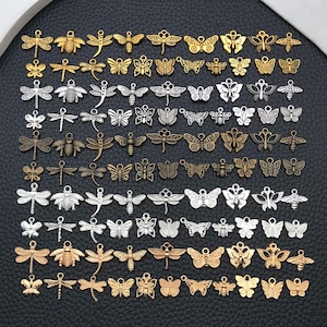 20/100 peças Pingentes de liga metálica com design vintage de borboleta, abelha e libélula para confecção de pulseiras, colares e bijuterias.