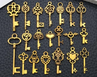 20pcs Antique Golden Key Design Charms Alloy Steampunk Pendants for DIY Bracelets Necklaces Earrings Jewelry Making Accessories