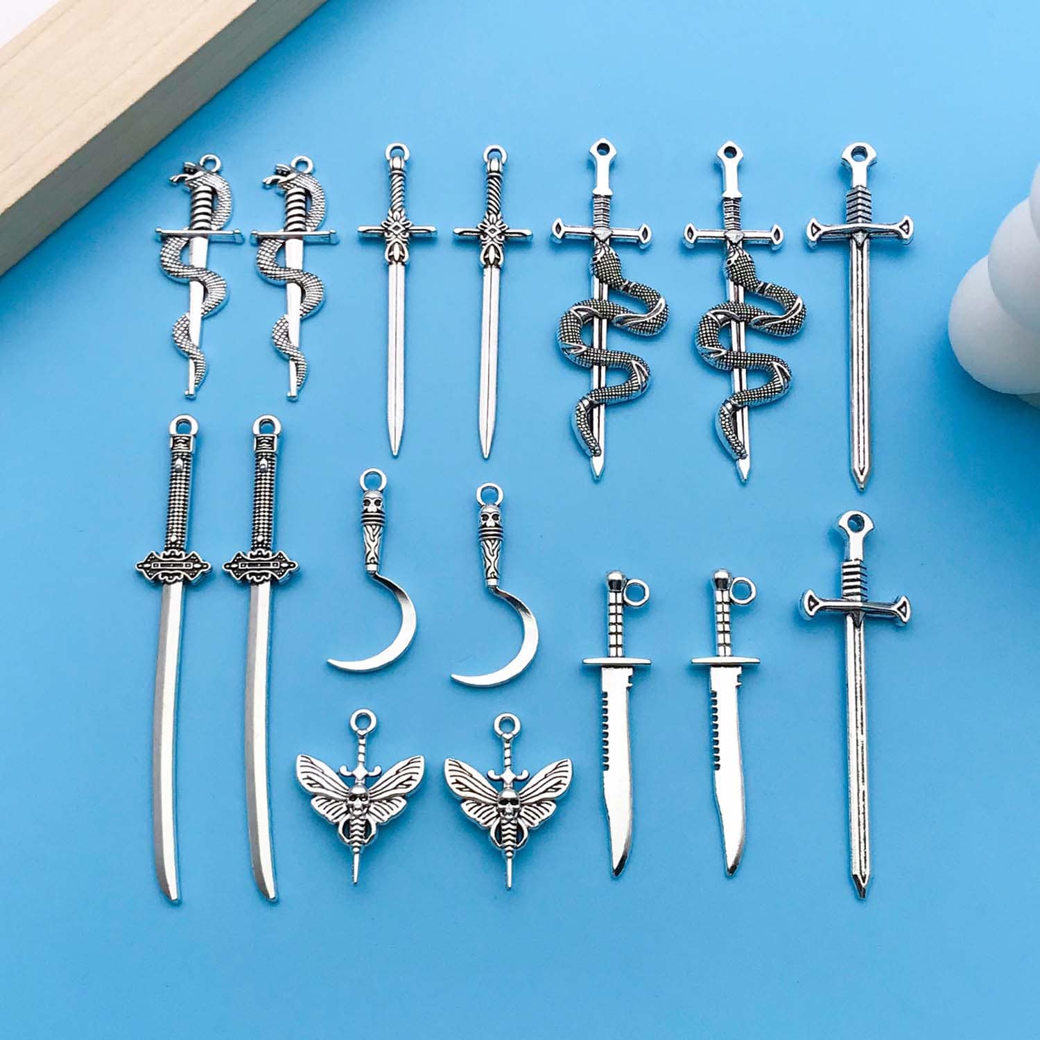 10/16pcs Antique Silvery Swords, Dagger Design Charms Alloy Weapon Pendants For DIY Bracelets Necklaces Jewelry Making Accessories