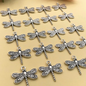 10/20/30pcs dragonfly Charms Antique Silver For DIY Bracelet Earrings Necklace Zinc alloy craft Accessories