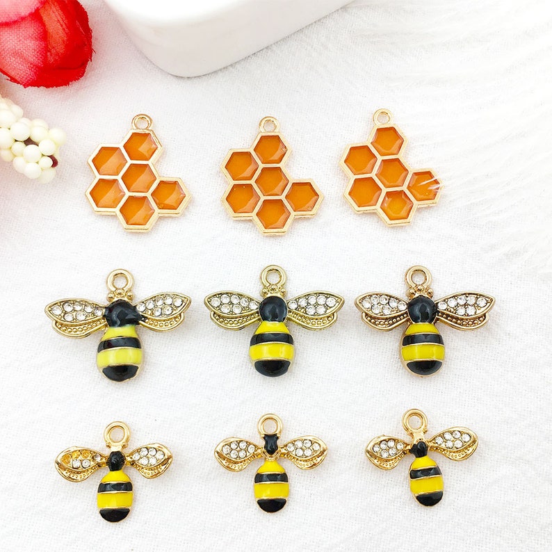 5 piezas de esmalte de abeja para hacer joyas, lindo pendiente, colgante, pulsera, collar, dijes de diseño diy, dijes de abeja, colgante de abeja pequeña imagen 1
