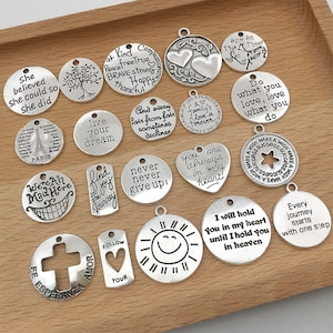 20PCS Mix Inspiration Word Charms Collection Round Oval Letter Text Inspiration Letter Plate Colgantes de metal para collar, pulsera