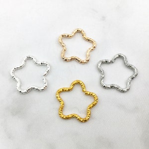 20/40/60PCS スターペンダント スターチャーム 中空スターペンダント - 輝くスターペンダント - シンプルなディスカバリー - 幾何学ペンダント - ジュエリー用品