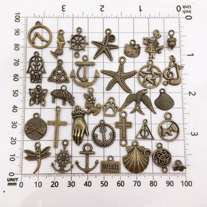 100 pièces assorties de breloques mixtes en vrac, couleur bronze Antique, collections de breloques mixtes en gros, pour bricolage, accessoires de fabrication faits à la main image 7