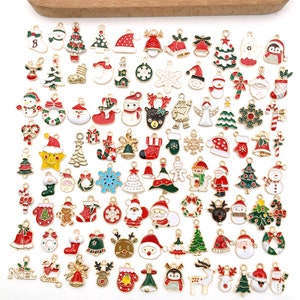 Bulk Wholesale 100pcs Gold Metal Christmas Enamel Charms jewelry pendant，for DIY Bracelet Necklace Earrings Handmade Making Accessories