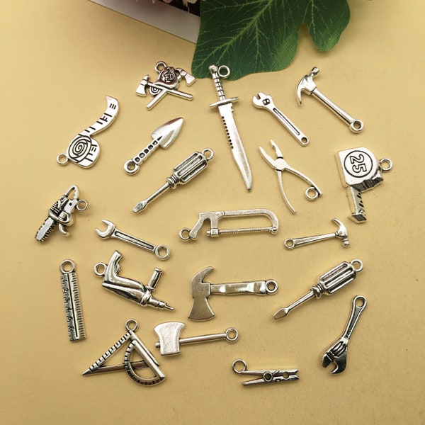 20pcs Mixed tool hammer Charms BULK Antique Silver Tone，hammer Pendant，for DIY Hand Making craft Accessories