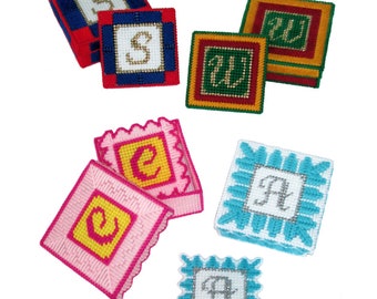Descarga de patrón de lona plástica - Conjuntos de monogramas para todas las estaciones - Posavasos y cajas de baratijas con monogramas