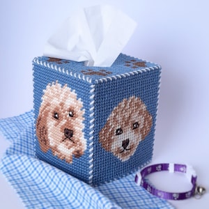 Download patroon op plastic canvas - Cockapoo Boutique Tissue Topper