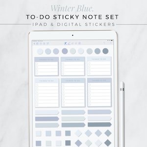 Puede incluir: Una pantalla de planificador digital que muestra un conjunto de notas adhesivas de lista de tareas azules y blancas y otras pegatinas digitales. El texto "Winter Blue. TO-DO STICKY NOTE SET IPAD & DIGITAL STICKERS" está en la parte superior de la pantalla.