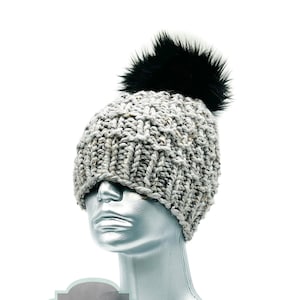Light Grey Chunky Knit Hat with Faux Fur Pom, Silver Gray Tweed Knit Beanie, Gray Heather Winter Hat , Ribbed Knit Hat, Handmade Ski Cap