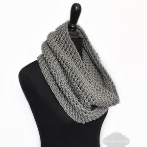 Grey Crochet Scarf, Gray Crochet Cowl, Heather Gray Infinity Scarf, Light Grey Neck Warmer, Handmade Gray Crochet Scarf, Grey Snood Scarf