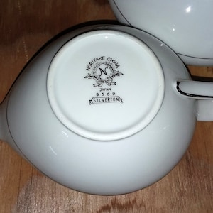 Noritake &quot;&quot;Silverton&quot;&quot; Milchkännchen und Zuckerdose mit Deckel.&quot; Ca. 1950er Jahre.