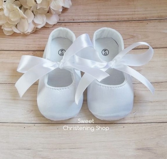Baby shoes for clearance baptism
