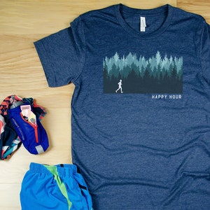 Run Happy Hour T-shirt: Men&#39;s Trail Running Woods Print