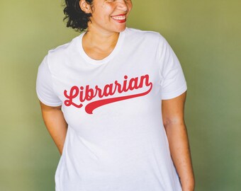 Librarian Retro Swoosh Design | Back To School | Library Tee Media Specialist