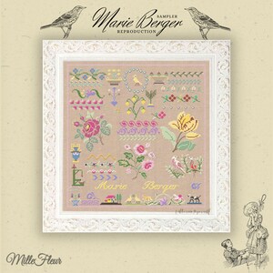 K&ouml;nnte beinhalten: Ein gerahmter Kreuzstich-Sampler mit einem floralen Design und dem Text "Marie Berger Sampler Reproduction". Der Sampler zeigt eine Vielzahl von Blumen, V&ouml;geln und anderen Motiven. Der Rahmen ist wei&szlig; mit einem dekorativen Rand.