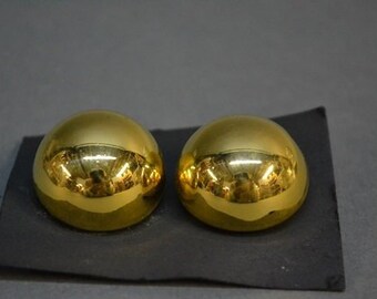 Vintage 70's clip op oorbellen - Retro Sängerform - metaal 27 mm / 1,06" - Seventies - gouden kleur