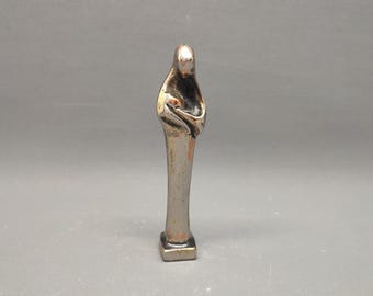 ヴィンテージの木製彫刻の聖母マリア像、聖母子像 | 宗教的な ヴィンテージの木製彫刻の聖母マリア像、聖母子像 | 宗教的な