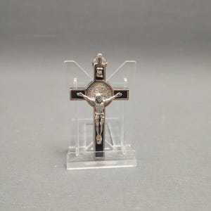 Kruisbeeld Corpus Christi - Heilige Jezus Christus en Sint-Benedictus - hanger - Religieus kruis