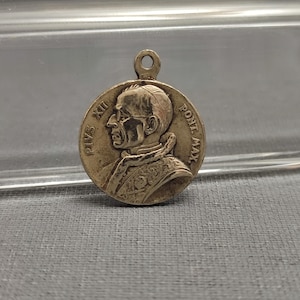 Colgante de medalla católica religiosa del Vaticano Pío XII - Amuleto sagrado - Medallón