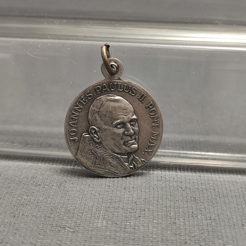 Religious Medal • Pope John - Joannes Paulus II • Our Lady of Perpetual ...