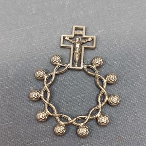 数珠と十字架が付いた宗教的なロザリオ - 祈りの数珠 - Etsy 日本