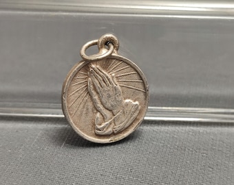 Religious  Praying hands,  Prayer for Serenity  -  medal pendant - Holy charm -  medallion