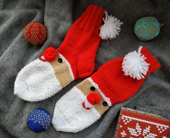 Santa Claus face knitting socks Red white Christmas hand | Etsy