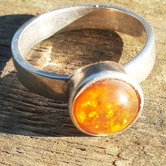 POLISH Amber and sterling silver Ring