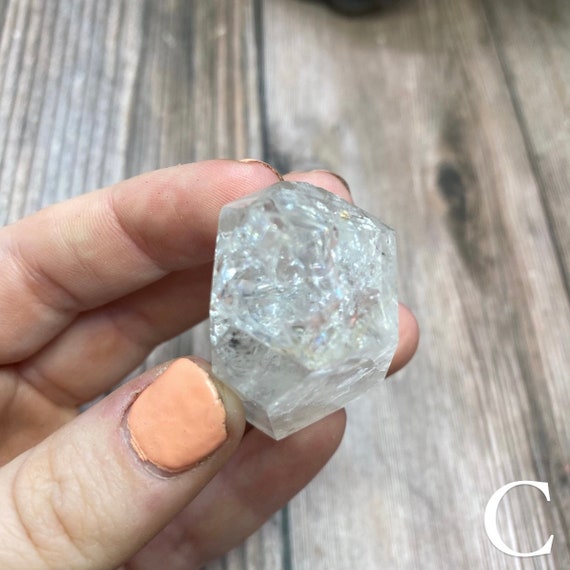 Sale︎クラッククリアクォーツ ブラジル産 ポイントタワー ★SALE 天然石 虹入り 透明度高い クラック 水晶 原石 ポリッシュ ポイント 約204g タワー ブラジル産