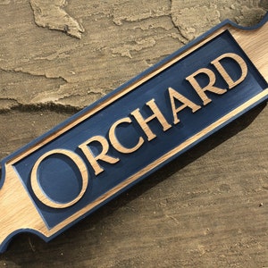 Solid Oak House sign