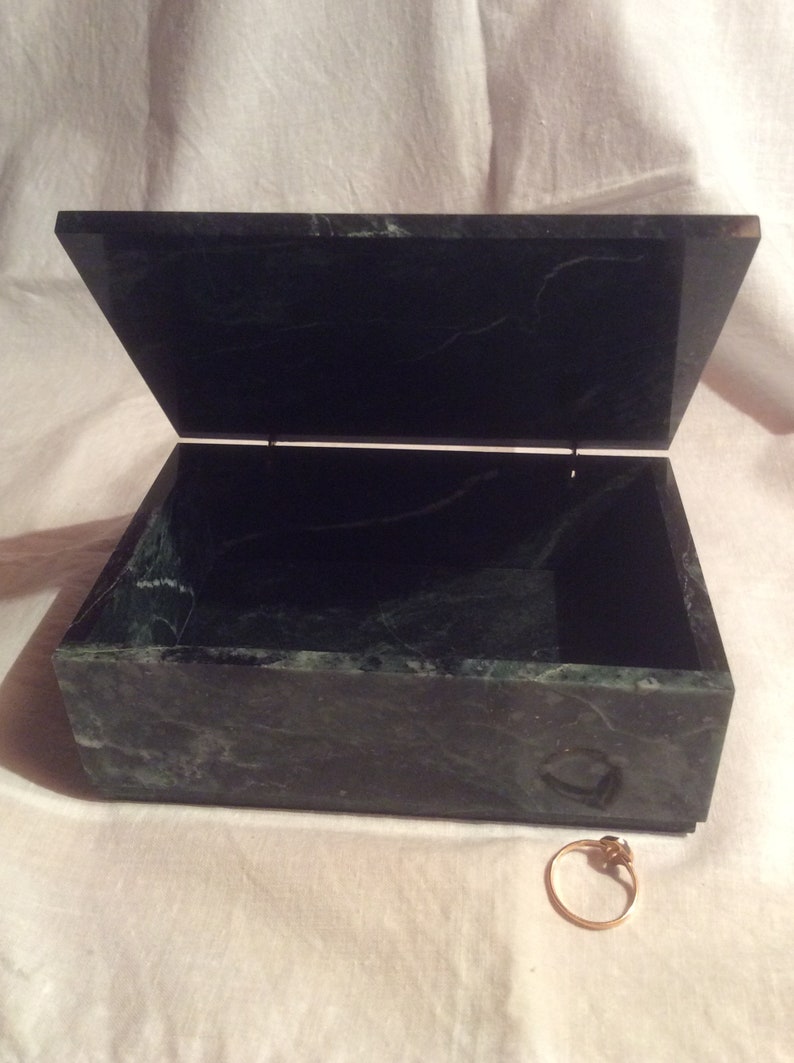 Unique Mineral Charoite from Siberia Polished Natural Stone Jewelry Box Made of Green Serpentine and Violet Charoite