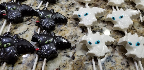 How to train your dragon inspired Chocolate Lollipop Party Favors
