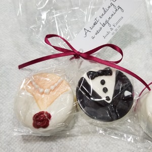 Wedding / Bride & Groom Chocolate Covered Cookies Party Favors