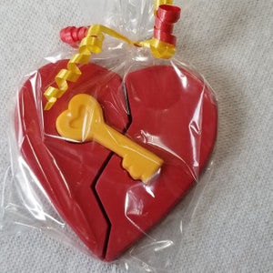 Key to My Heart Solid Chocolate Valentines / Engagement / Wedding / Mother&#39;s Day