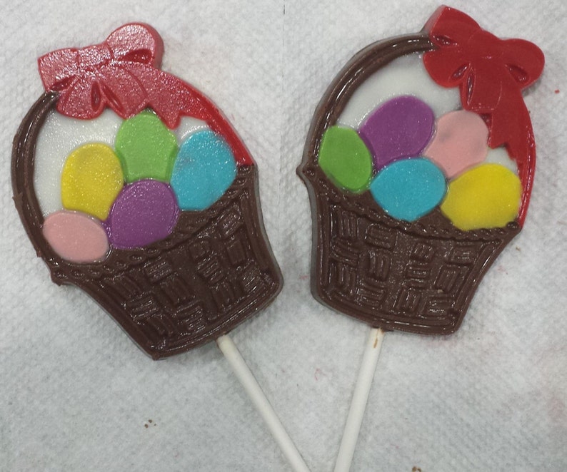 Filled Easter Egg Basket chocolate Lollipops image 1