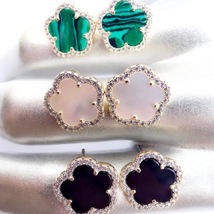 EXQUISITE 18kt Gold Plated Crystals 5 Petal Mother Pearl Black Onyx Green Malachite Clover Flower Stud Earrings, Luxurious, FREE SHIPPING!