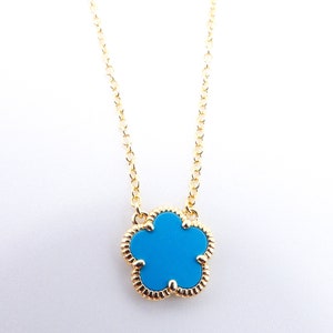 EXQUISITE 18kt Gold Plated Small Petite 5 Petal Turquoise Clover Flower Pendant Thin Chain Dainty Necklace, Luxurious, FREE SHIPPING!!