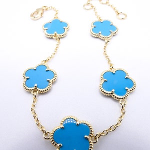EXQUISITE 18kt Gold Plated 5 Blue Turquoise 5 Petal Clover Flower Charms Thin Chain Bracelet, Dainty, Minimalist, FREE SHIPPING!!