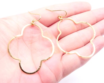 MAGNIFIQUES boucles d'oreilles pendantes légères artisanales en feuille de trèfle d'or fin, Boho, minimaliste, livraison gratuite !