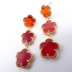 GORGEOUS 18kt Gold Plated Red Carnelian Triple Graduated Clovers Dangle Post Earrings, Lightweight, Minimalist, Rich, FREE SHIPPING!