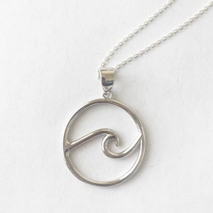 Sterling Silver Circle Wave Necklace
