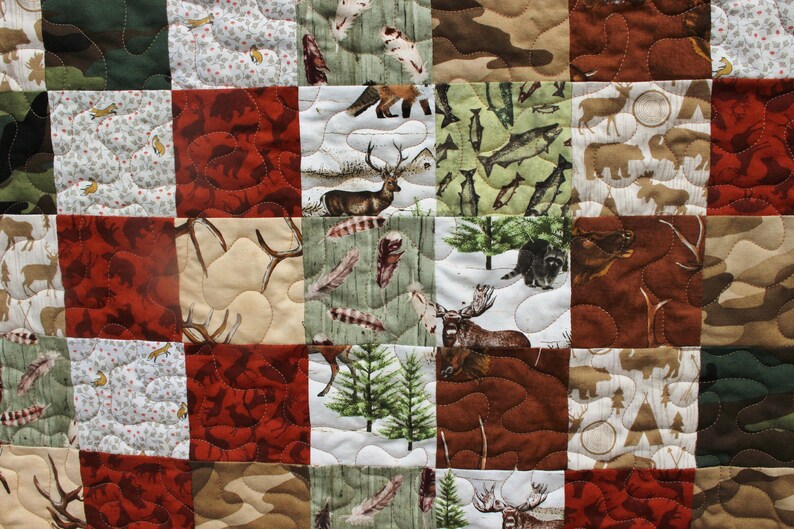 Baby boy deer hunter quilt Toddler bedding Rustic lodge style blanket Heirloom quilt Woodland animals theme nursery Baby shower gift