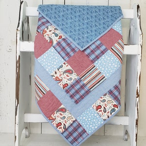 Baby boy deer hunter quilt Toddler bedding Rustic lodge style blanket Heirloom quilt Woodland animals theme nursery Baby shower gift