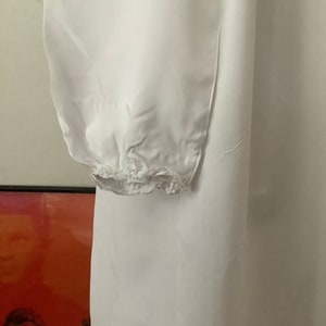 Vintage 1950s/60s white nightgown image 3