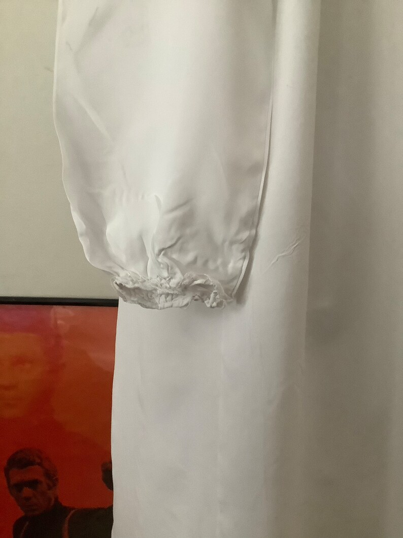 Vintage 1950s/60s white nightgown image 3