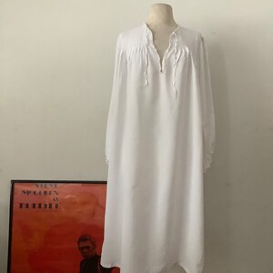Vintage 1950s/60s white nightgown image 1