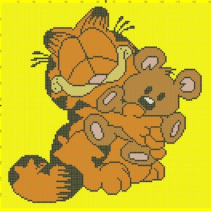 Könnte beinhalten: Ein Pixel-Art-Kreuzstichmuster von Garfield der Katze, die einen braunen Teddybär umarmt. Das Muster ist auf gelbem Hintergrund.