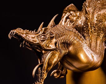 ファイアドレイクドラゴンとミッドガルドドラゴン/ブロンズ像—展示